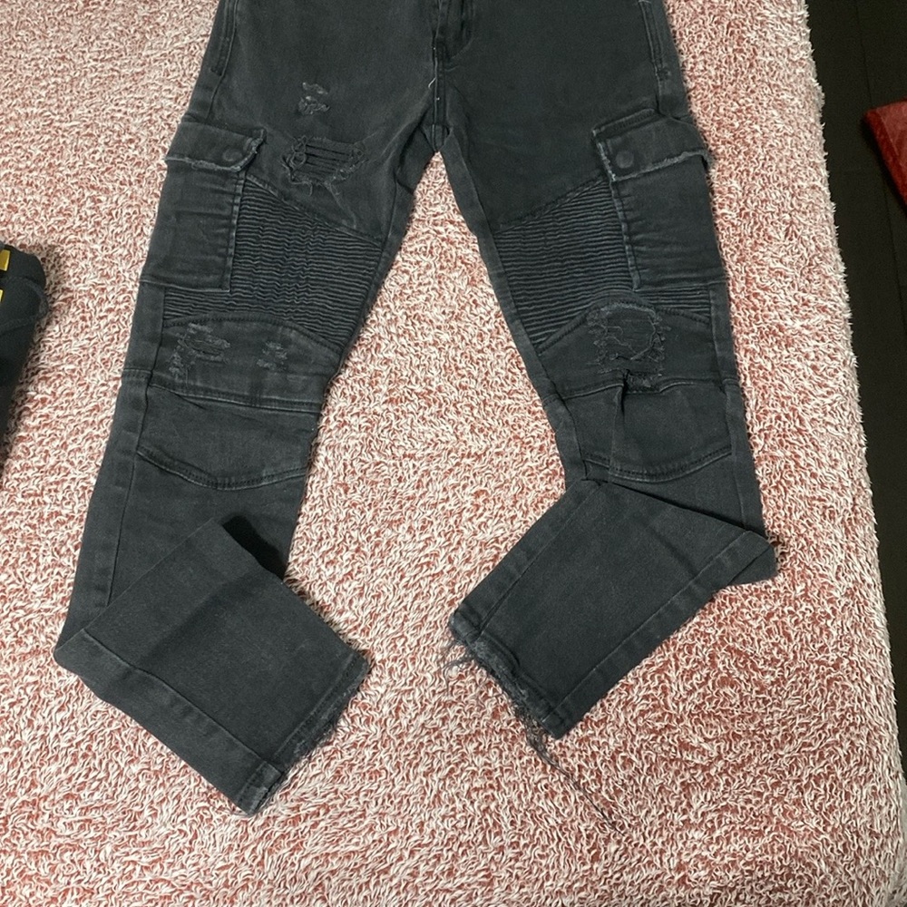 Buckle Men's Distressed Black Jeans